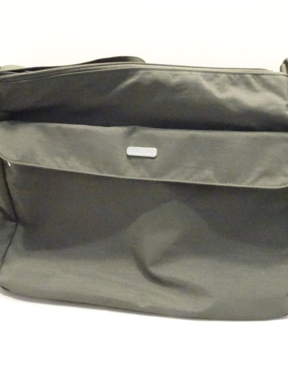 Baggallini Gray Large Crossbody Handbag Purse Travel Messenger Long Strap
